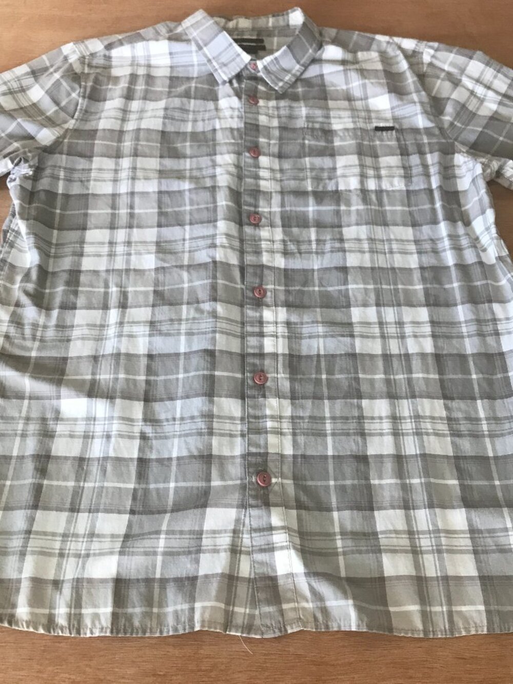 O'Neill Classic Fit Shirt Men XL Gray Plaid Button Up Pocket Short Sleeve 20092